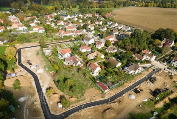 Cómo elegir terreno para una casa saludable